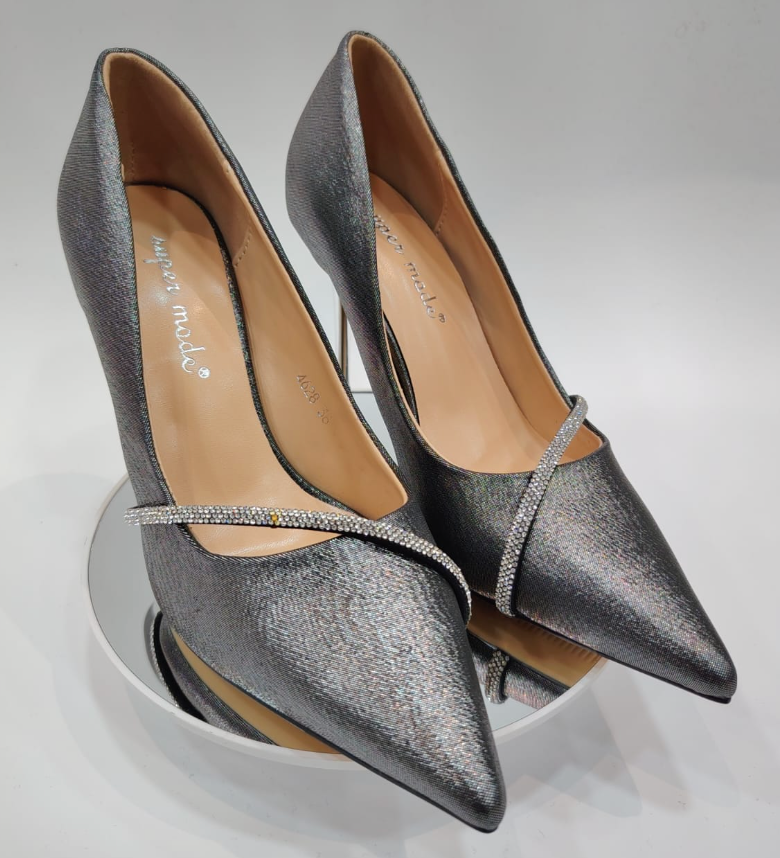 Escarpins gris bande diamant