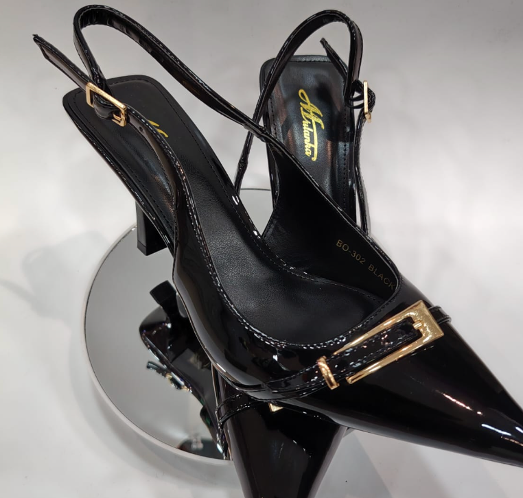 sandales fermée style escarpins noir