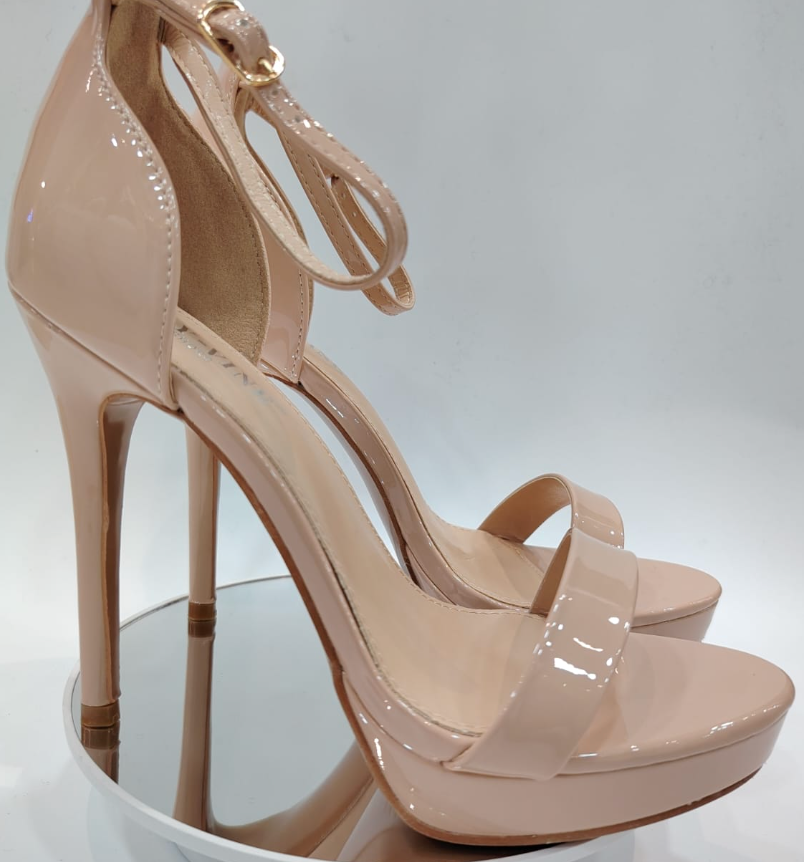 Talon fermé beige