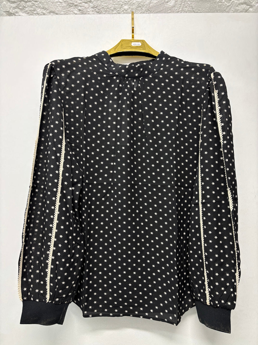 Chemise