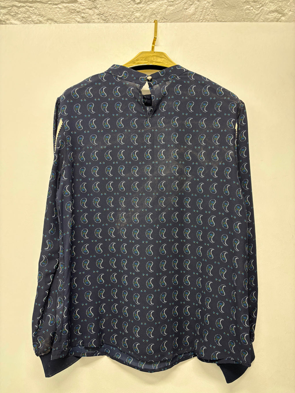 Chemise