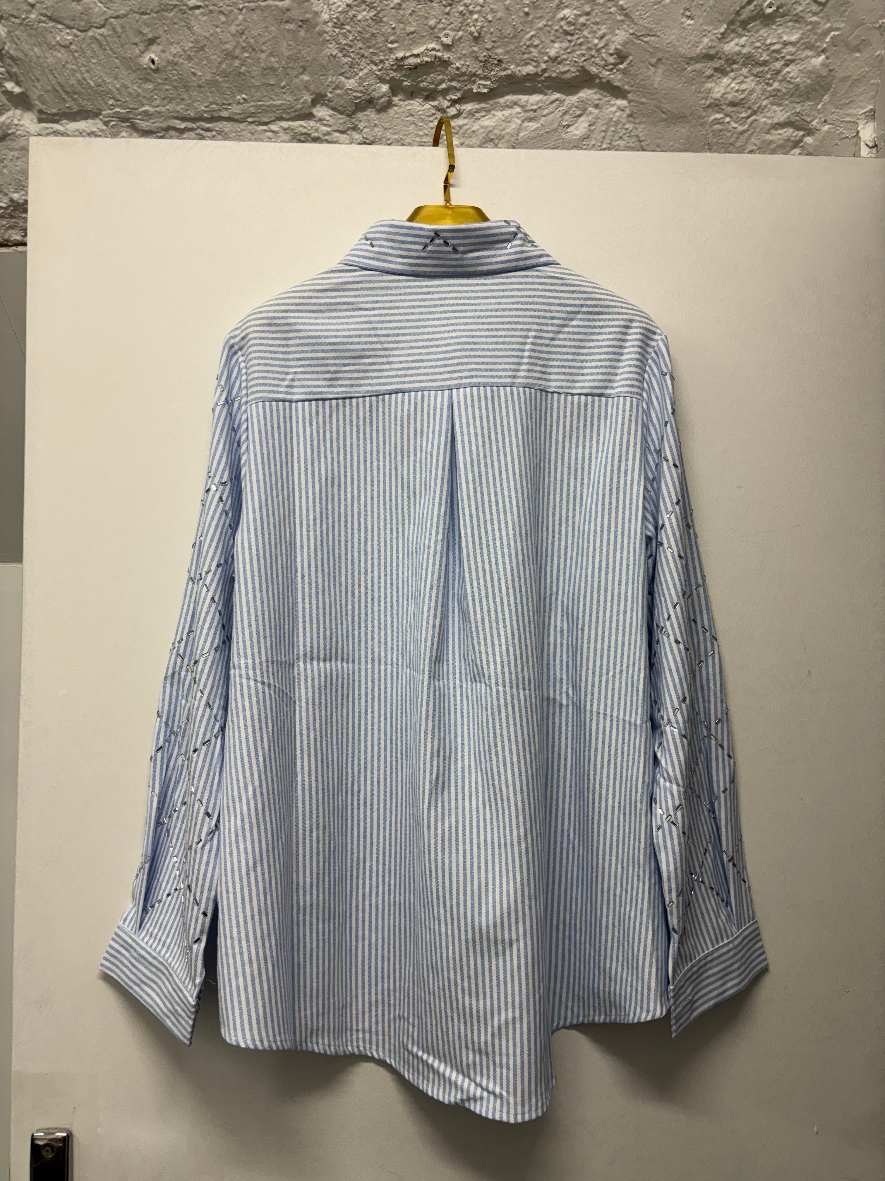 Chemise