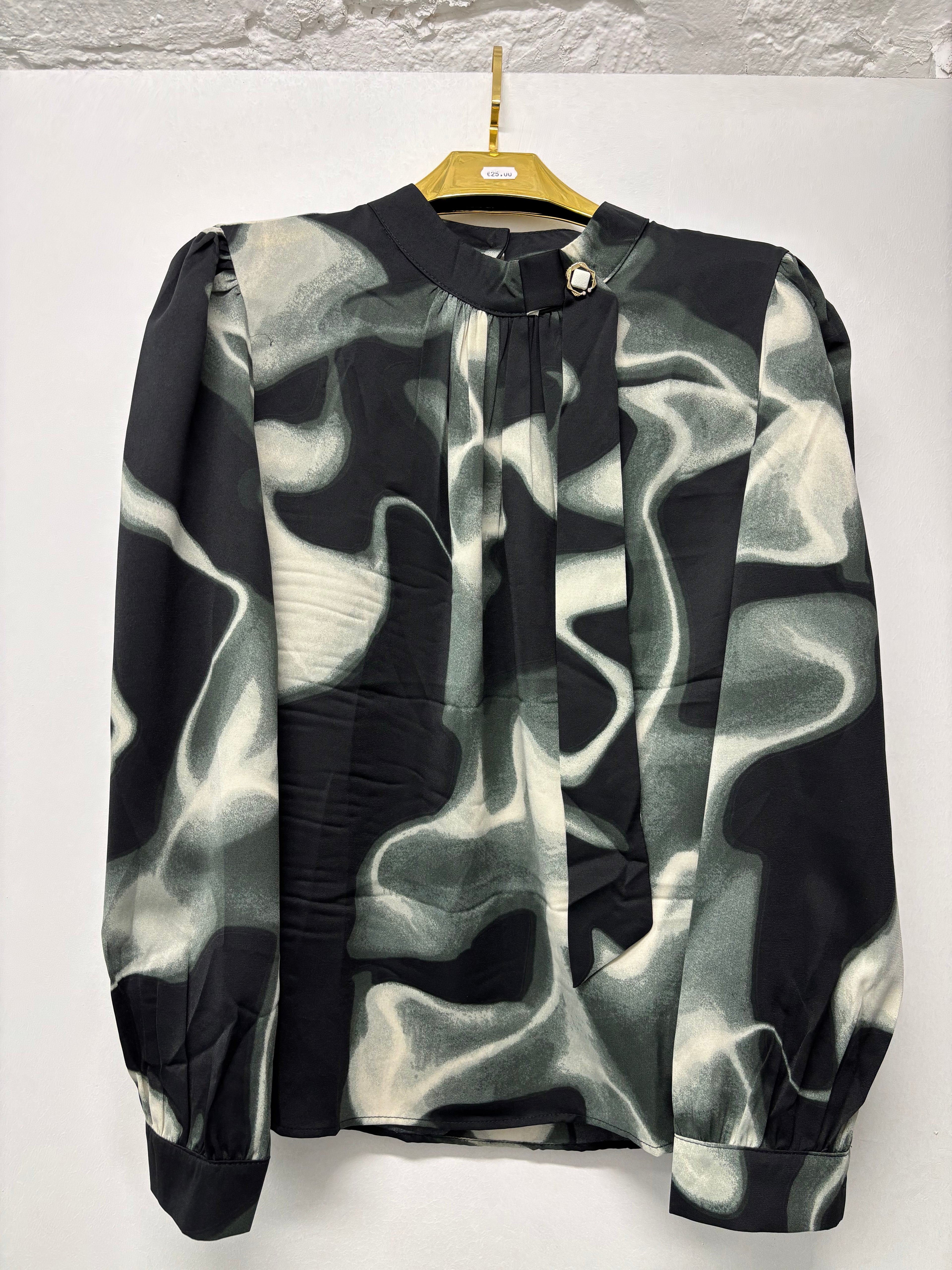 Chemise