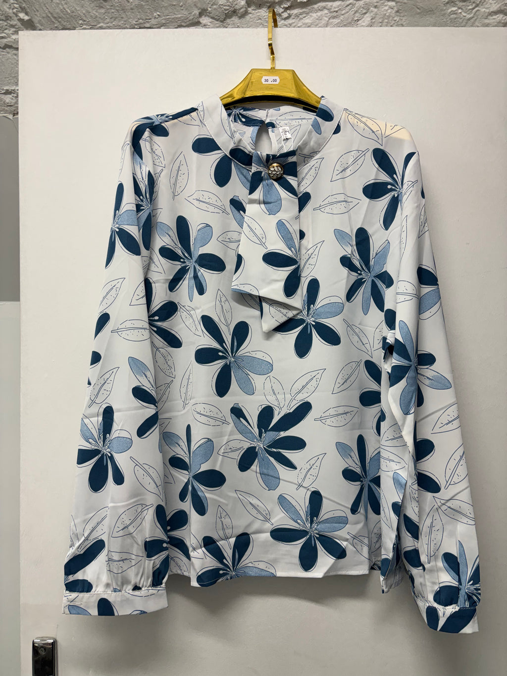 Chemise