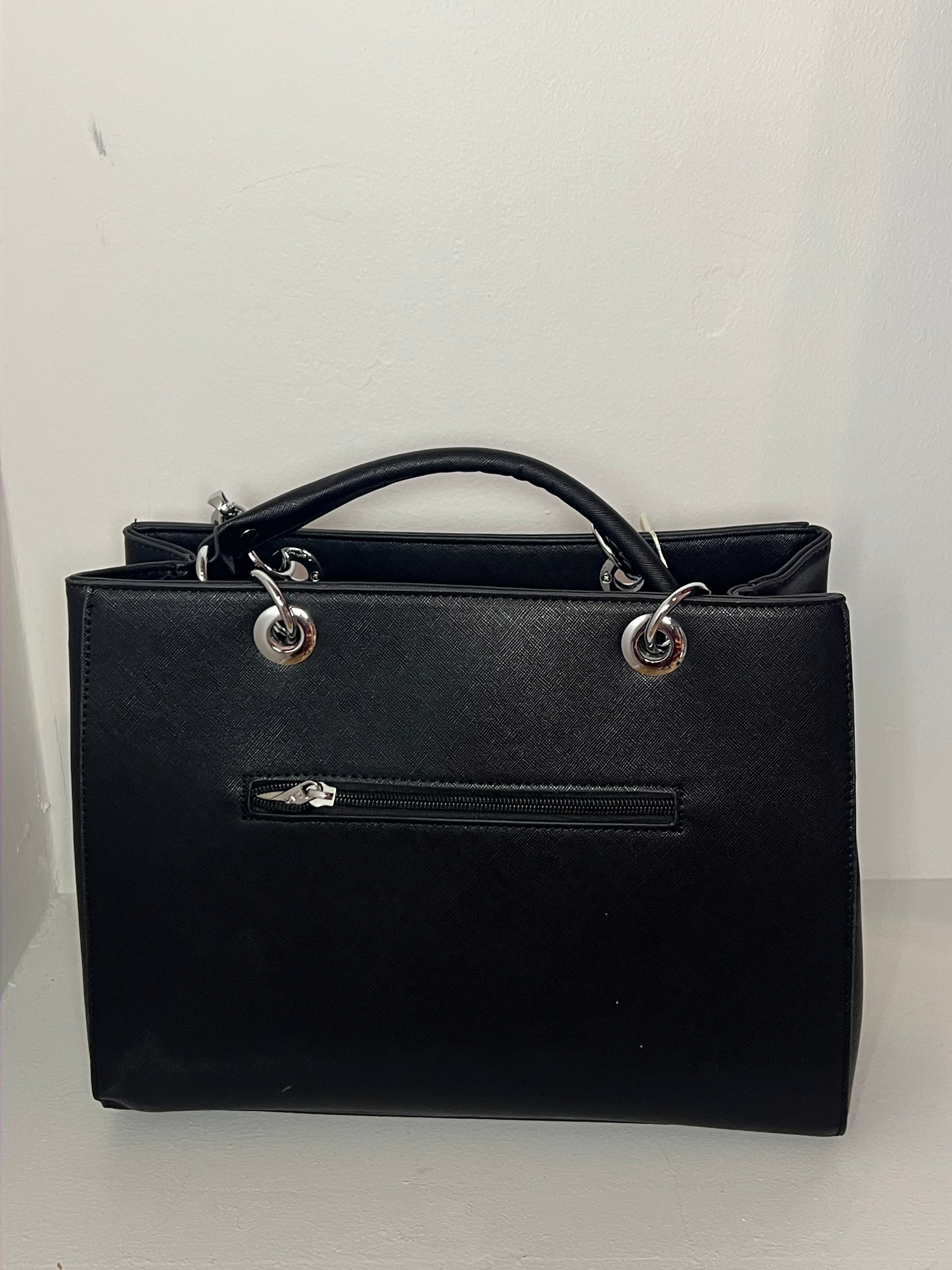 Sac noir avec porte clé